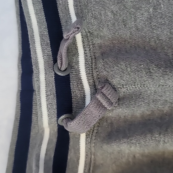 Gap, Boy Shorts, size medium 8/9 - Picture 3 of 6